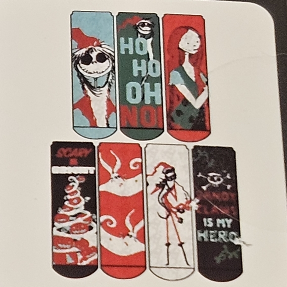 Nightmare Before Christmas Set of 7 Cozy Socks - Picture 6 of 6